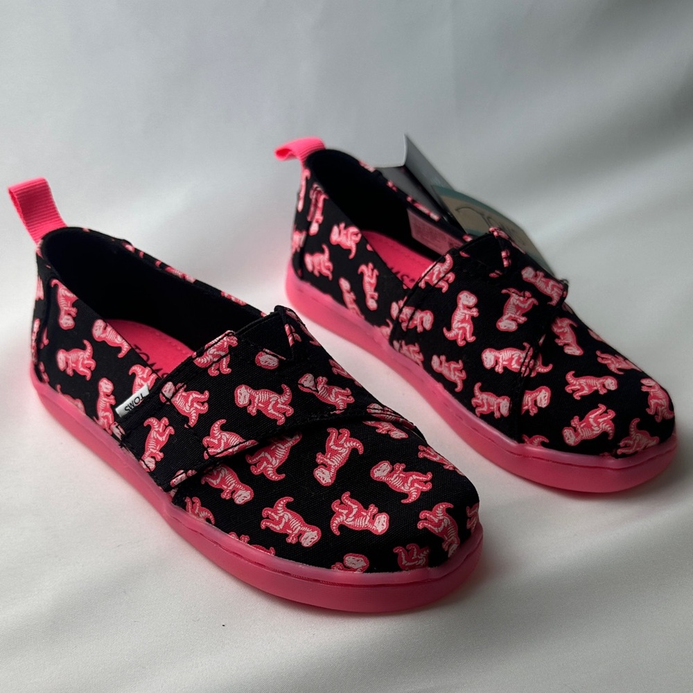NWT Kids (Glow in the Dark) Black and Pink Dino Slip-On Toms Shoes